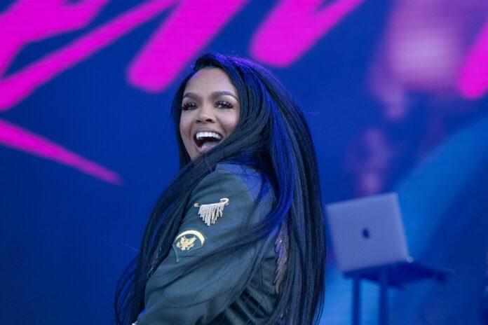 Social-Media-Pops-Off-After-Rasheeda-Frost-Performs-Marry-Me-At-ONE-Musicfest-e1761519679402.jpg